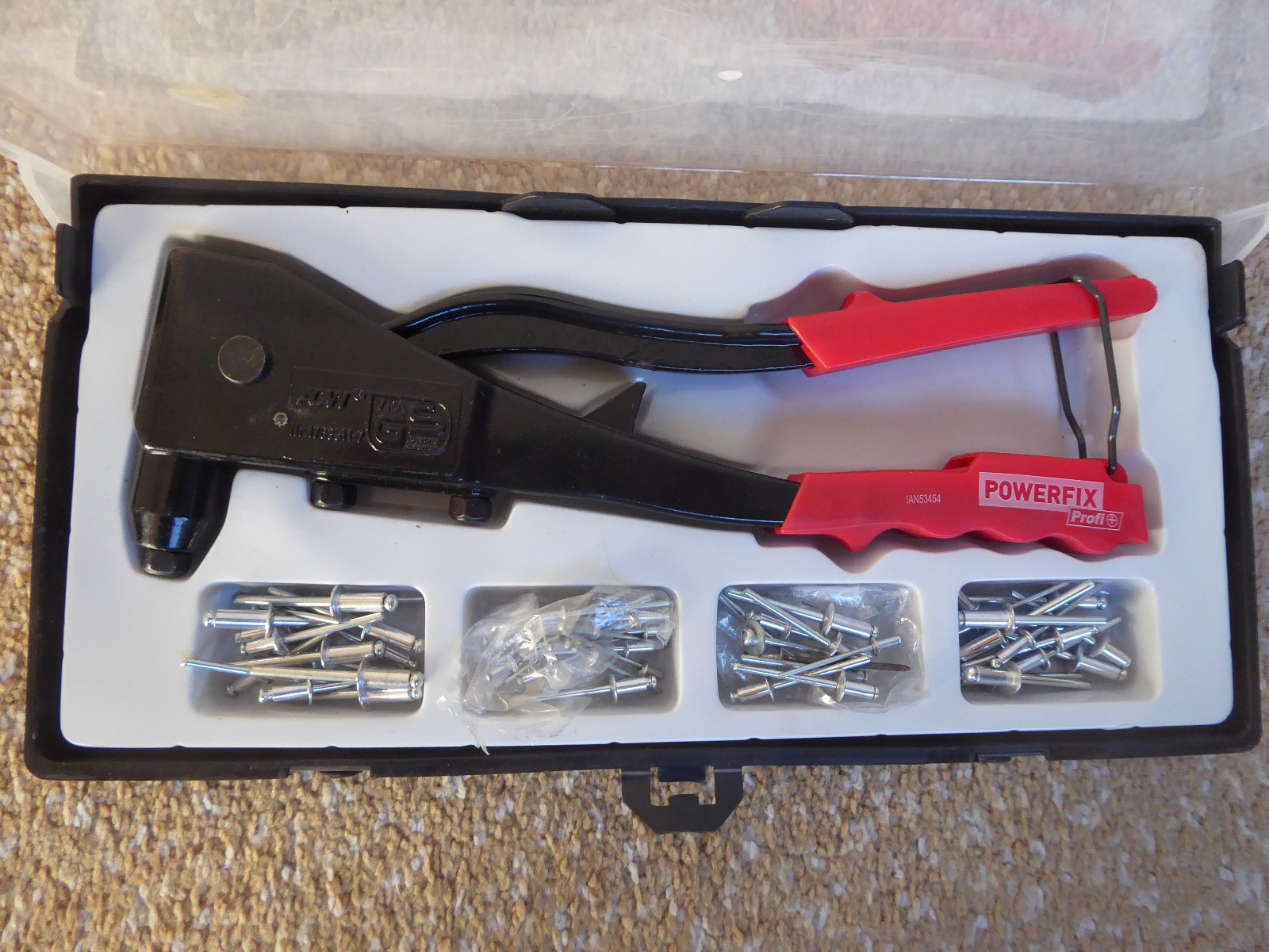 Powefix profi pop rivet gun set with rivets, in plastic case