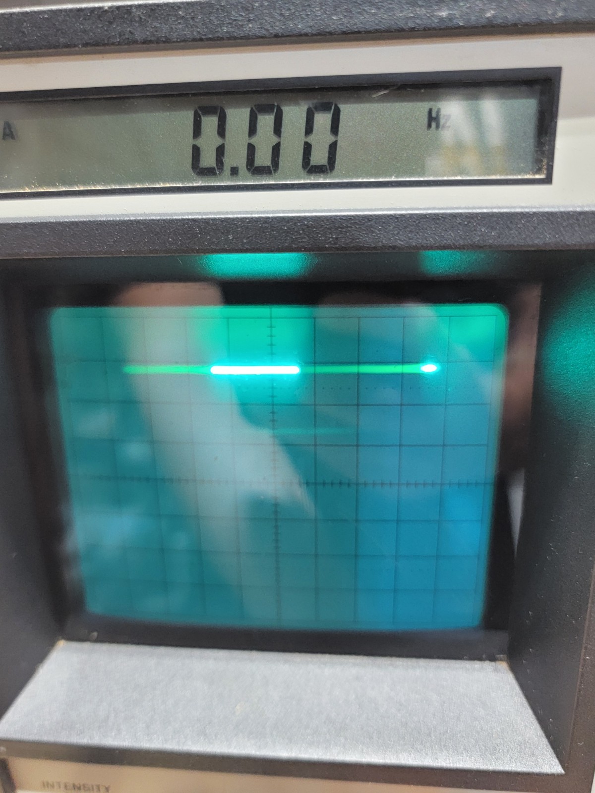 Vintage Sencore Model SC61 Oscilloscope Waveform Analyzer Powers On! *READ*