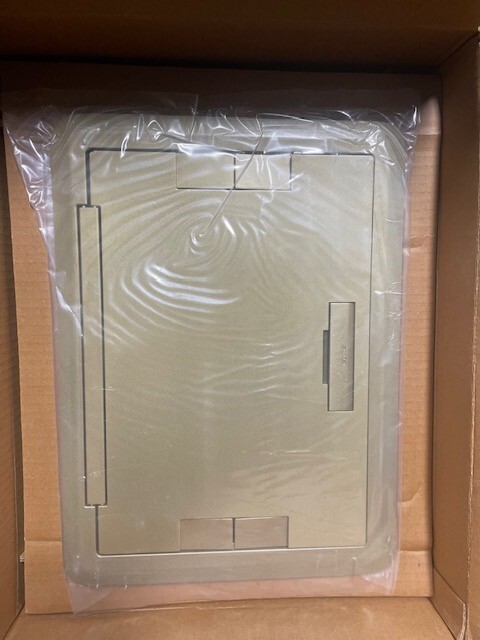 Legrand-Wiremold EFB610BTCNK Evolution Series Floor Box Surface
