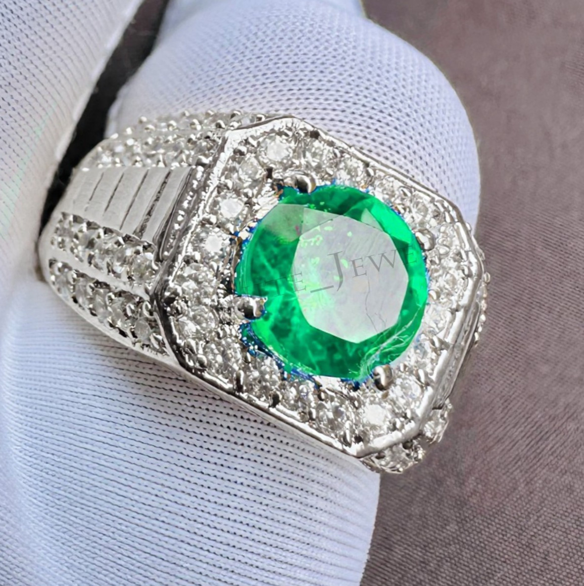 Green Emerald Gemstone Ring For Men's With 925 Sterling Silver Signet Men's Ring