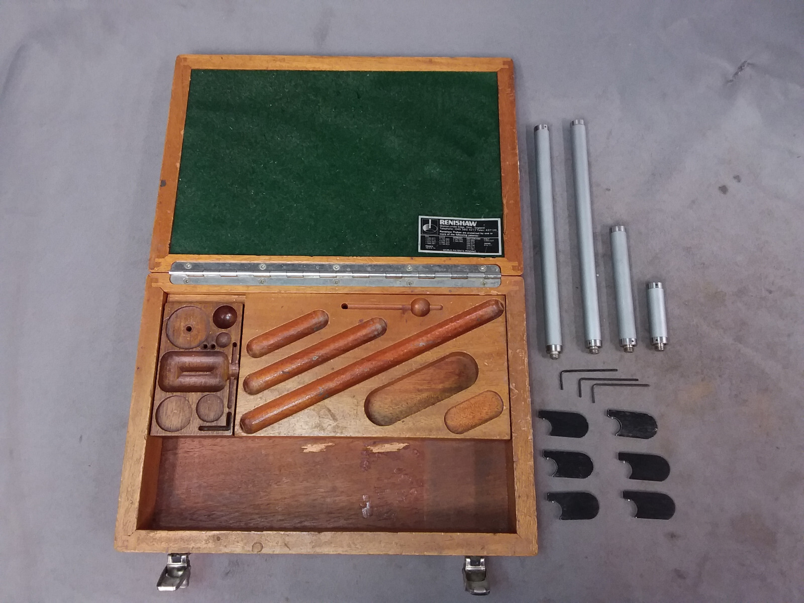 Mitutoyo Renishaw PH-1 Adapter set with wood storage box