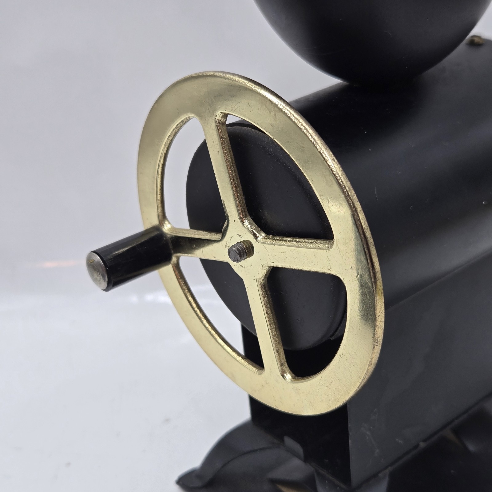 VTG Retro Metal Black Golden Eagle/ Antique Style Desktop Pencil Sharpener Tilso