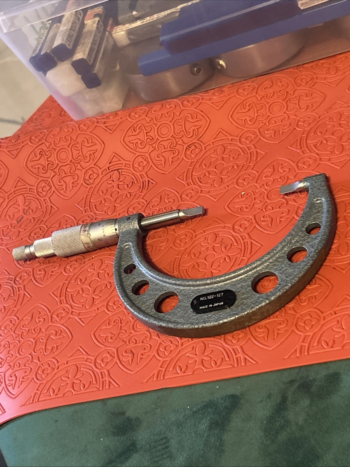 MITUTOYO NO 122-127  BLADE MICROMETER  2-3" .0001 Res (Y4)