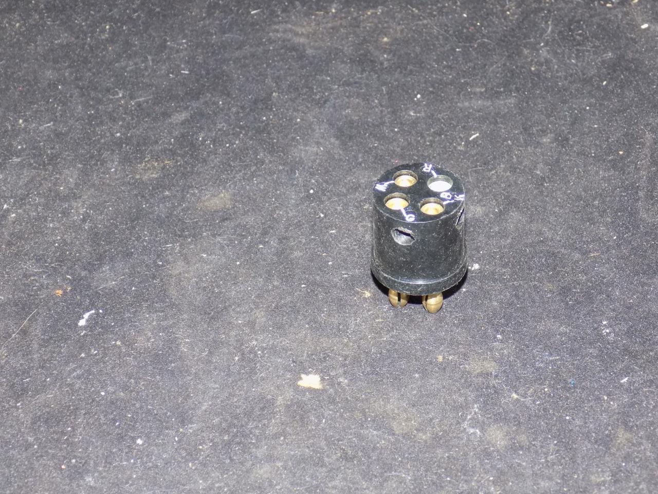 BWP M-3010 Socket Interior (Box of 28)