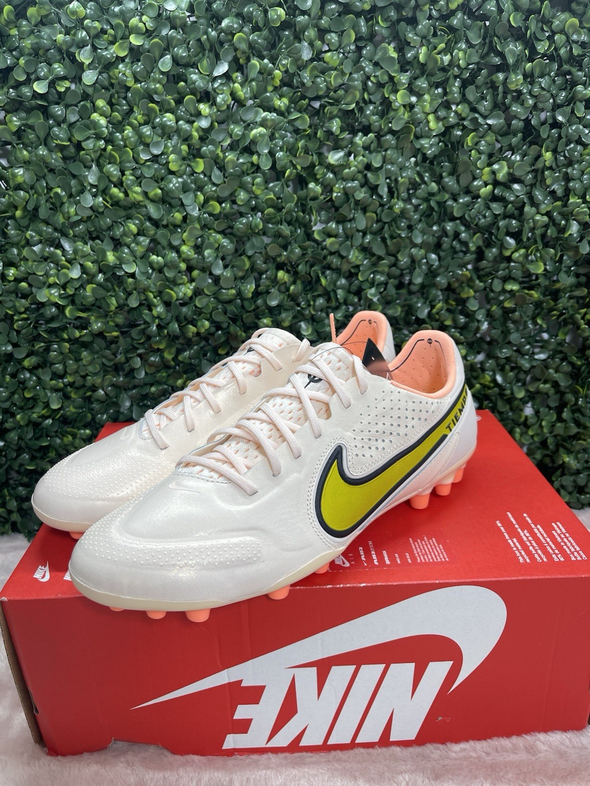 Men's Sz 9 - Nike Tiempo Legend 9 Elite AG Pro “Guava” DB0824-801 Lucent Pack