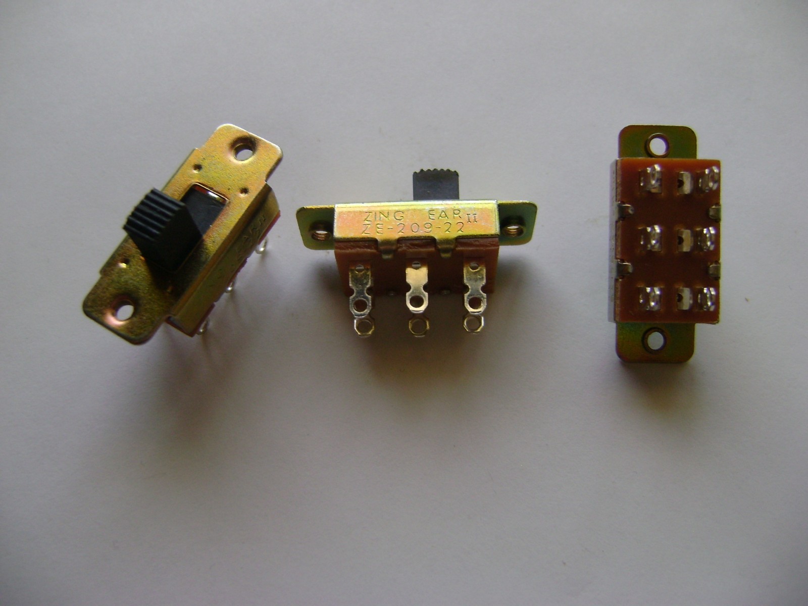 OEM ZING EAR ZE-209-22 CEILING FAN REVERSE DIRECTION SWITCH DR74