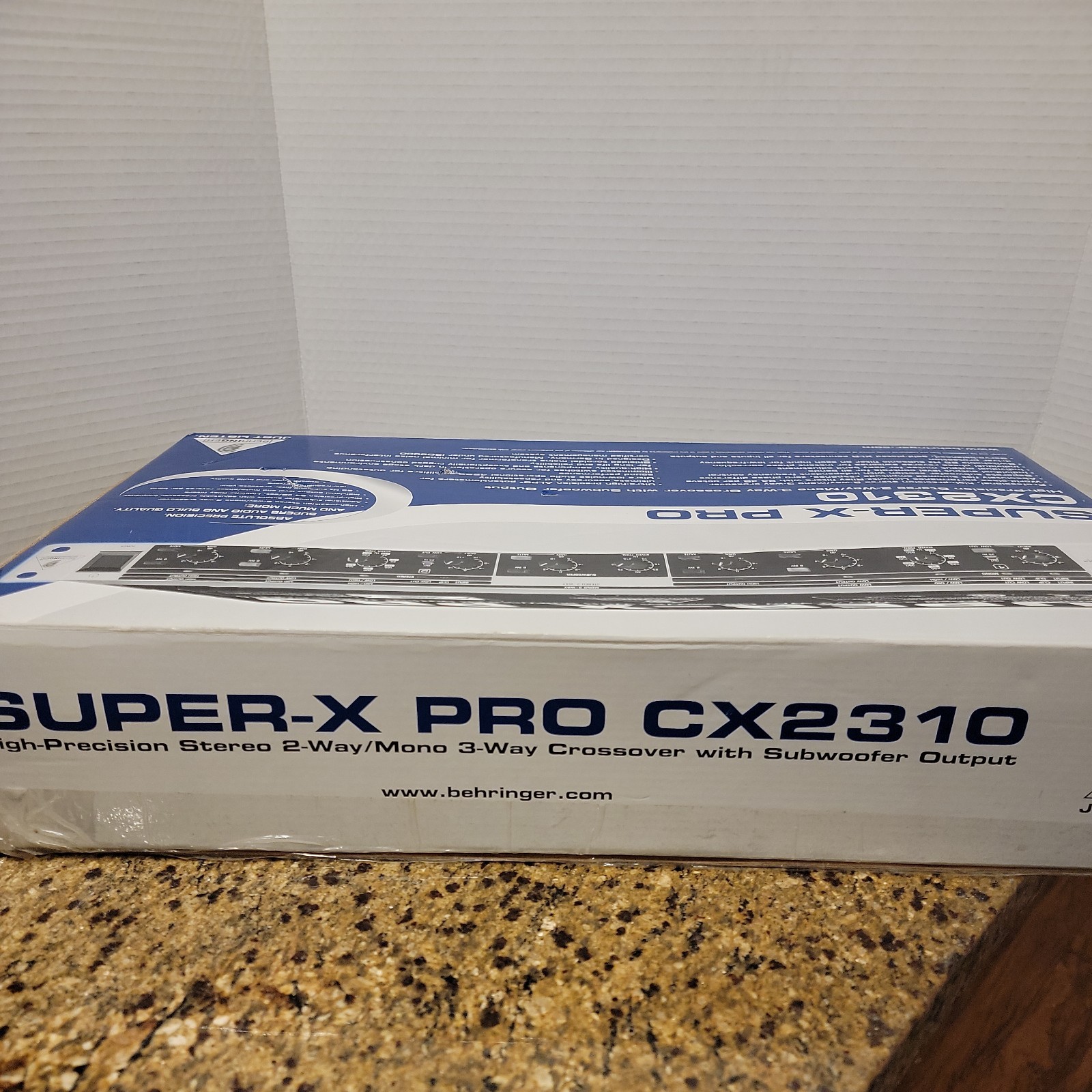 Behringer Super-X Pro Crossover Stereo 2-Way/Mono 3-Way with Sub Output CX2310