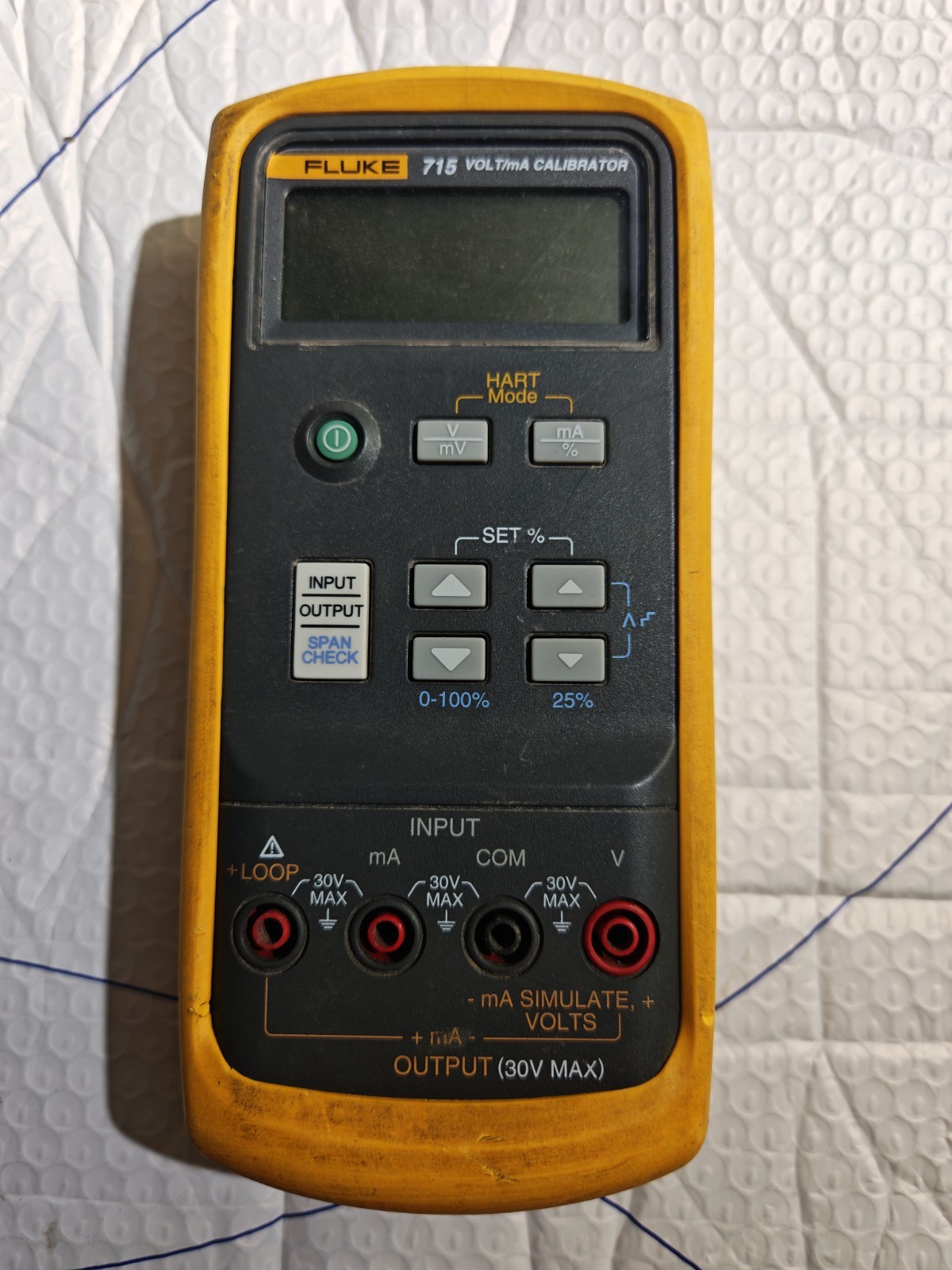 Fluke 715 Voltage‑Current Calibrator, Process Calibrator