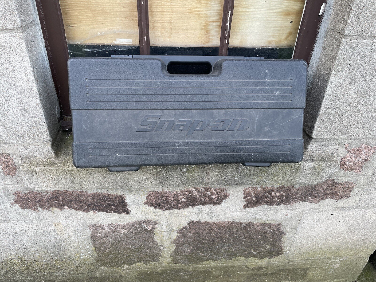 Snap On Empty Box