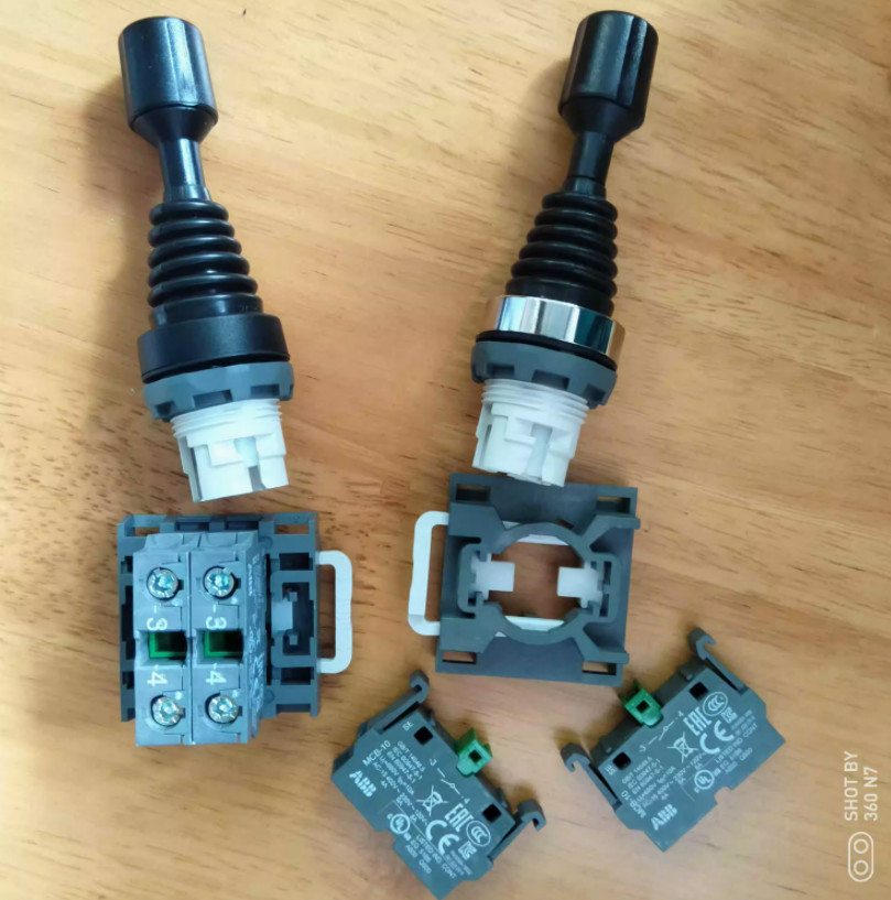 1PC NEW ABB Cross switch MJS1-40B +2*MCB-10 #LL