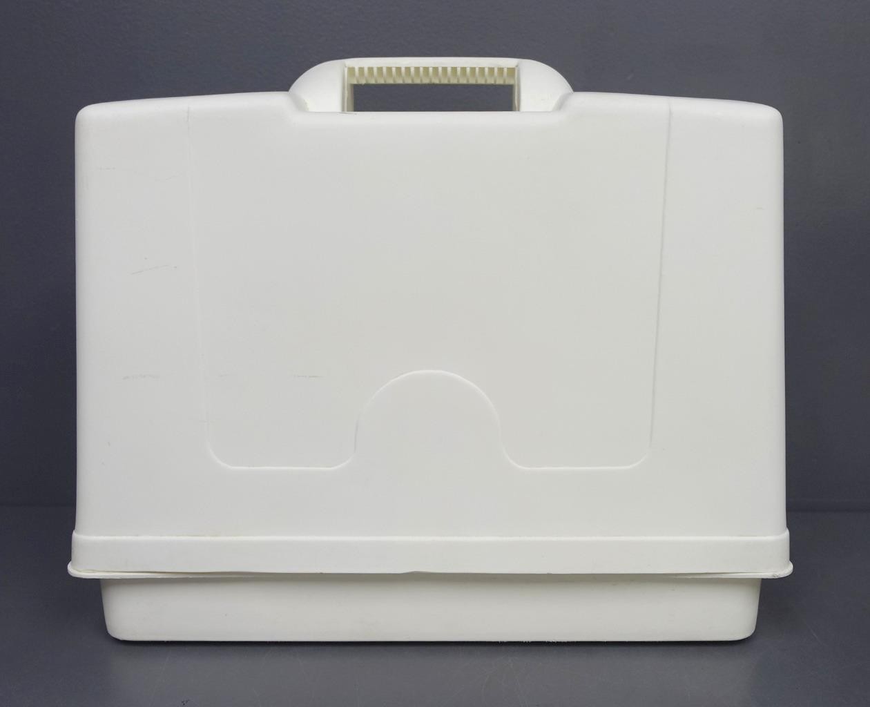 WHITE 1418 Sewing Machine 13-Stitch w/ Manual/Case Tested