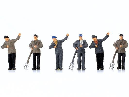 Vollmer 2336 HO Scale Rail Men Plastic Figures (Set of 6)