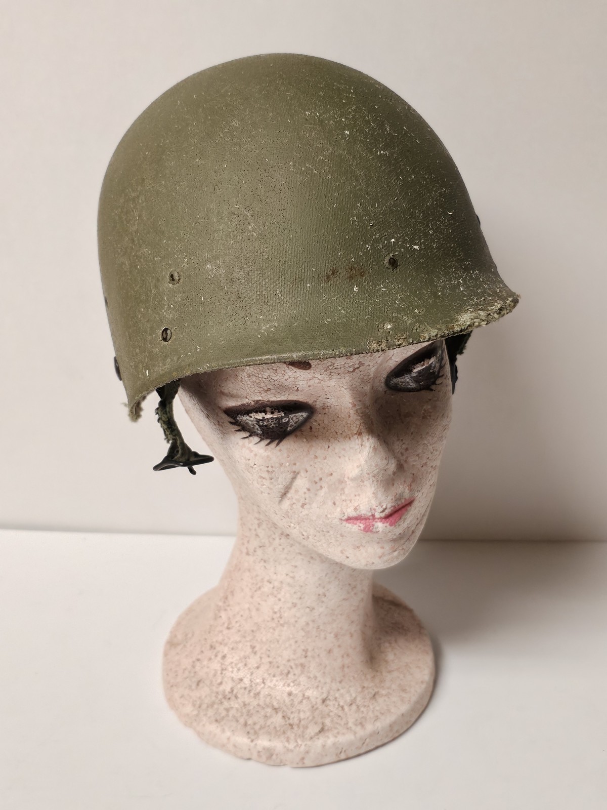 US Military M1 HELMET LINER Fiberglass WWII Vietnam era 1960s