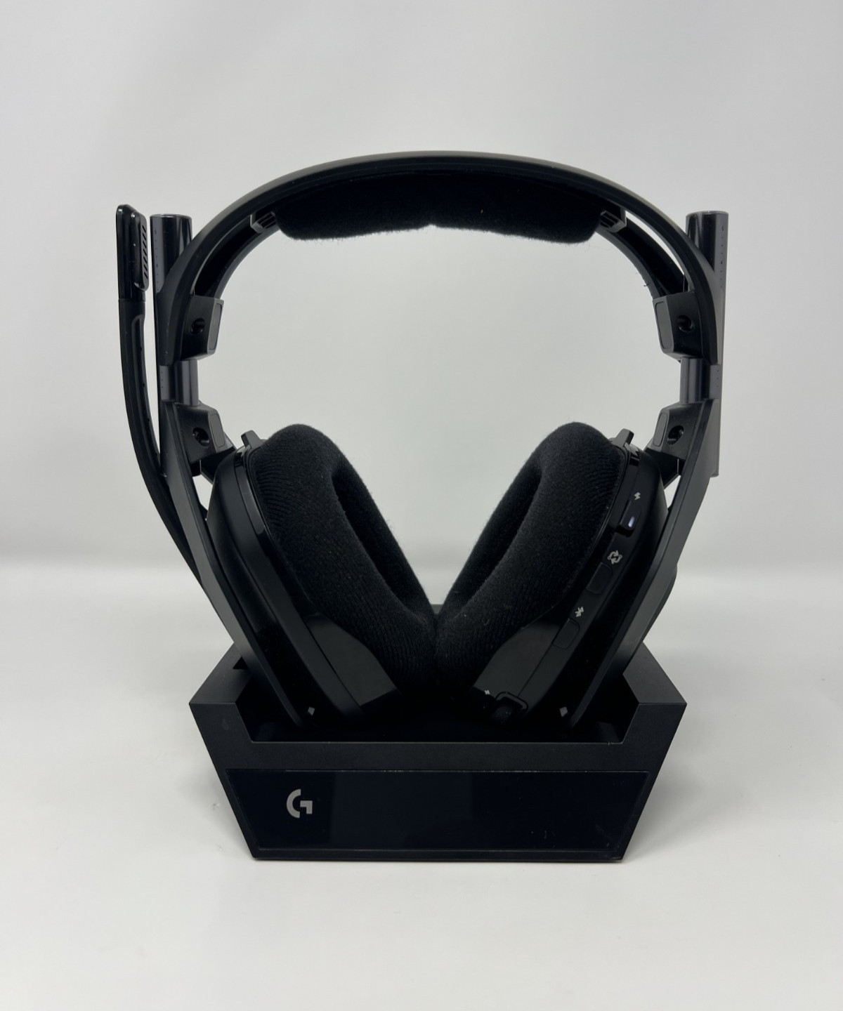 Logitech G Astro A50 X Lightspeed Wireless Headset Used Xbox PS PC With Base
