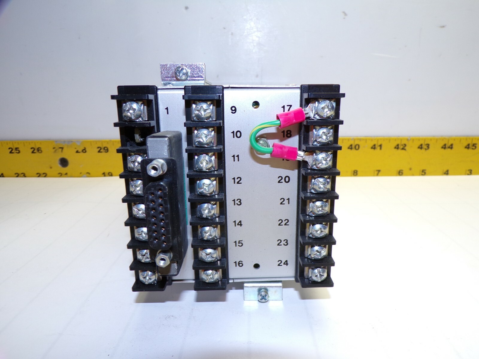 WATLOW 900 MICROPROCESSOR TEMPERATURE CONTROLLER 115/230 VAC 900B-2BA1-B000