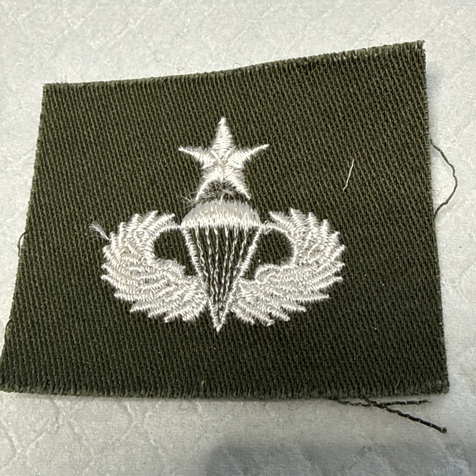 Vtg Military Patch Army Senior Parachutist Olive w/ White Thread Variant #733