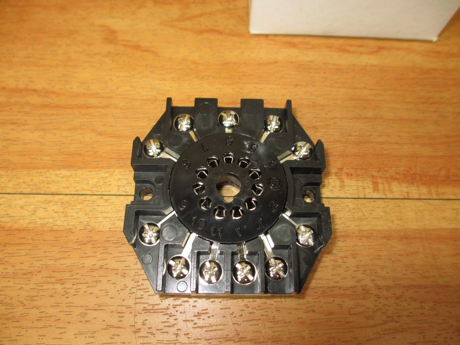 Custom Connector RB11 (BOX OF 10) *NEW* Relay Socket
