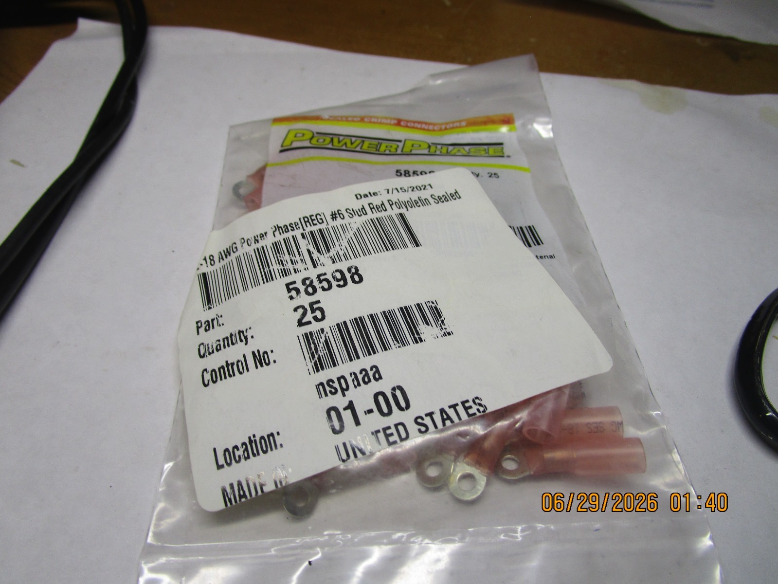22-18 AWG #6 Stud Red Polyolefin Sealed Crimp Ring Terminal QTY 25