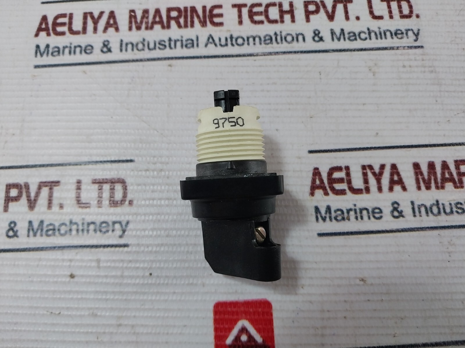 Square D D1G2S Selector Switch