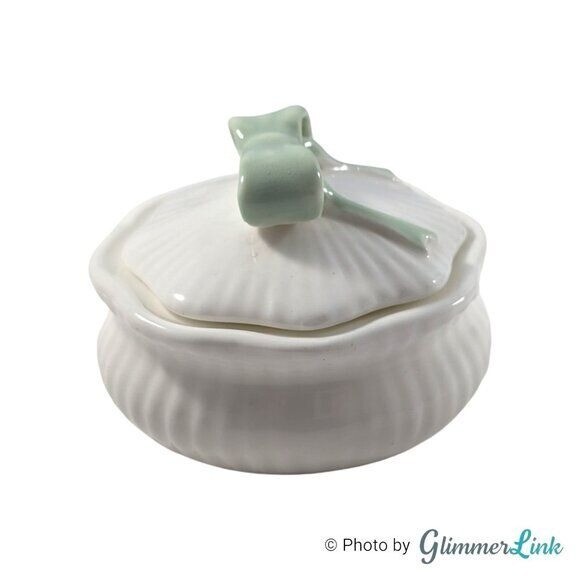 Delicate Green Bow Lidded Round Fine Bone China Trinket Box