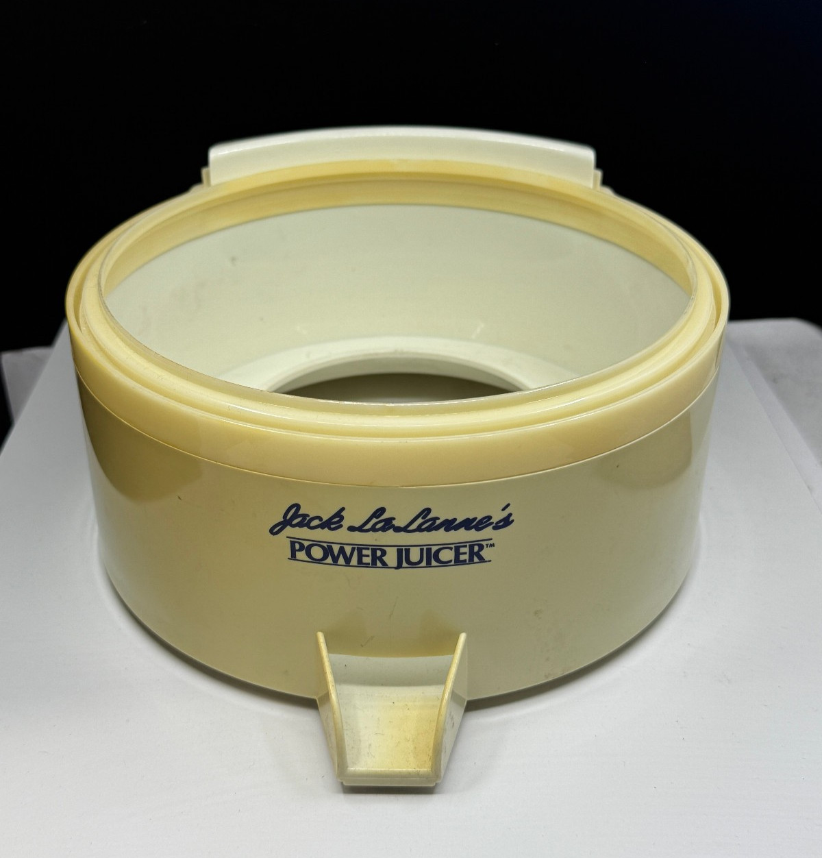 Jack LaLanne's Power JuicerCL-003AP Replacement Part #Spout bin bowl - USED