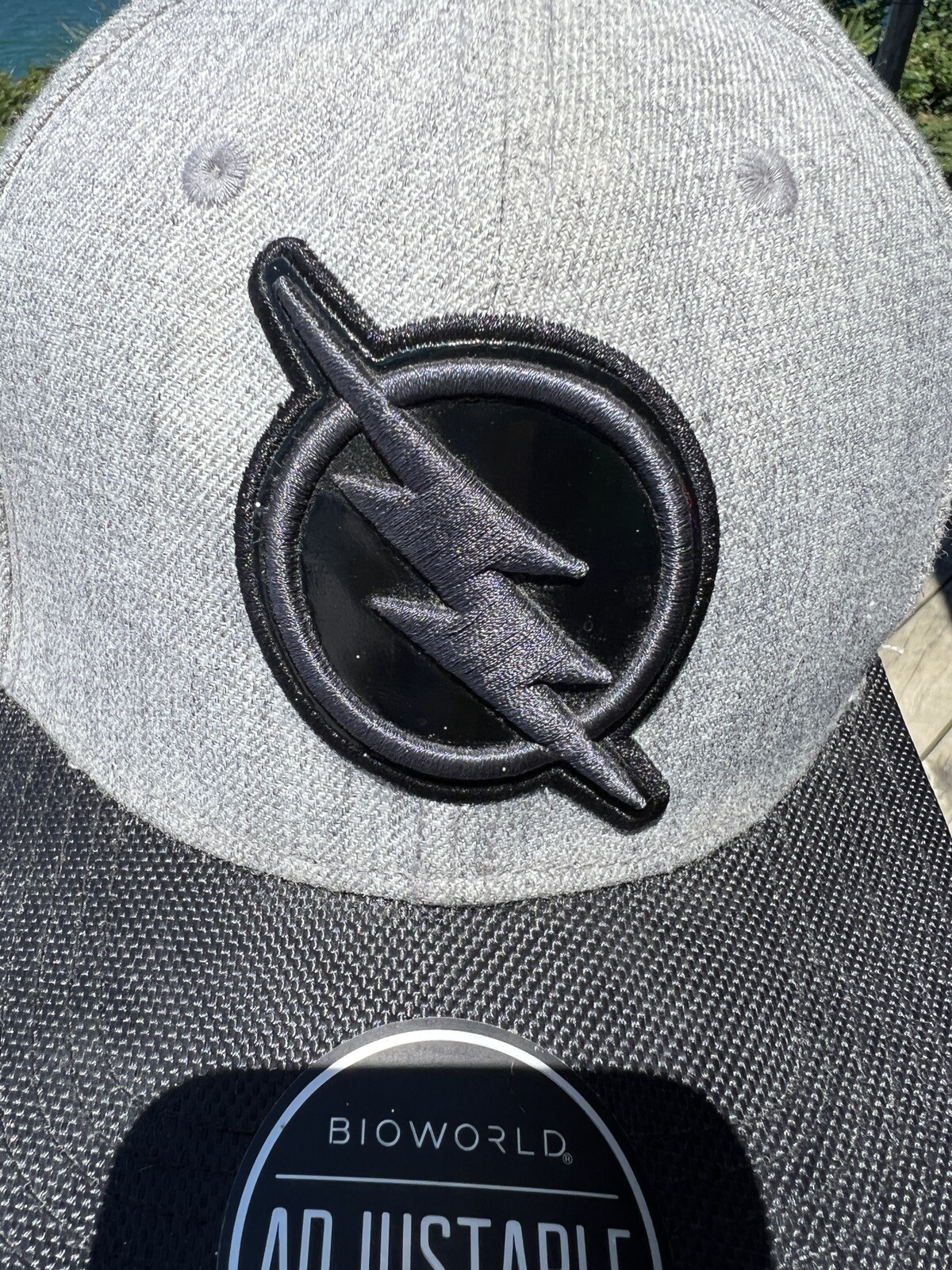 BioWorld Flash Emblem on Front Gray Hat/Cap Black Bill with Snap Back OSFM. EUC
