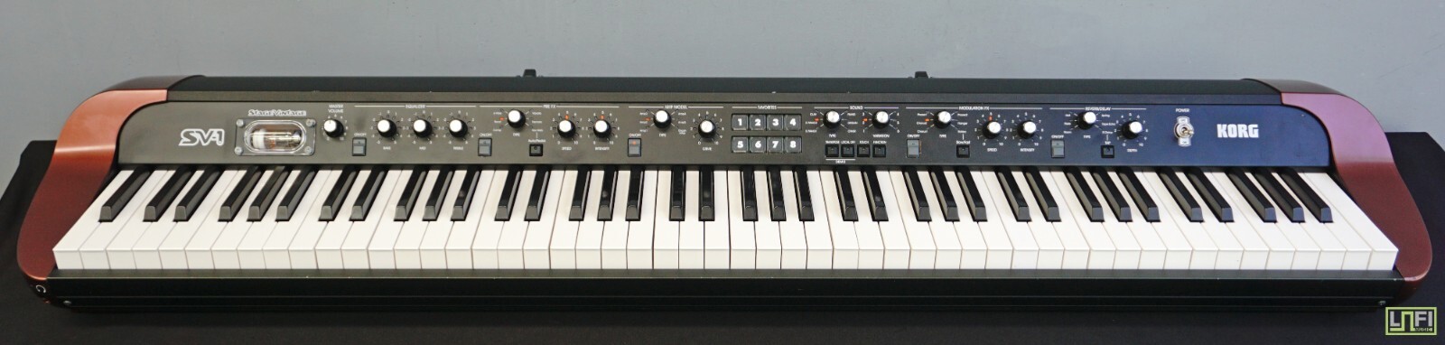 Korg SV-1 Stage Vintage Piano Polyphonic 88 Key Keyboard W/ Effects 100-240V