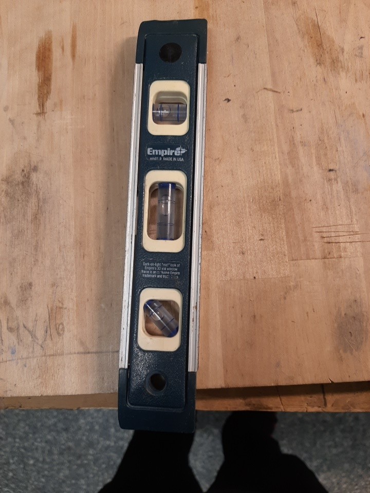 Empire Level EM81.9 9" Heavy-Duty Magnetic Aluminum Torpedo Level