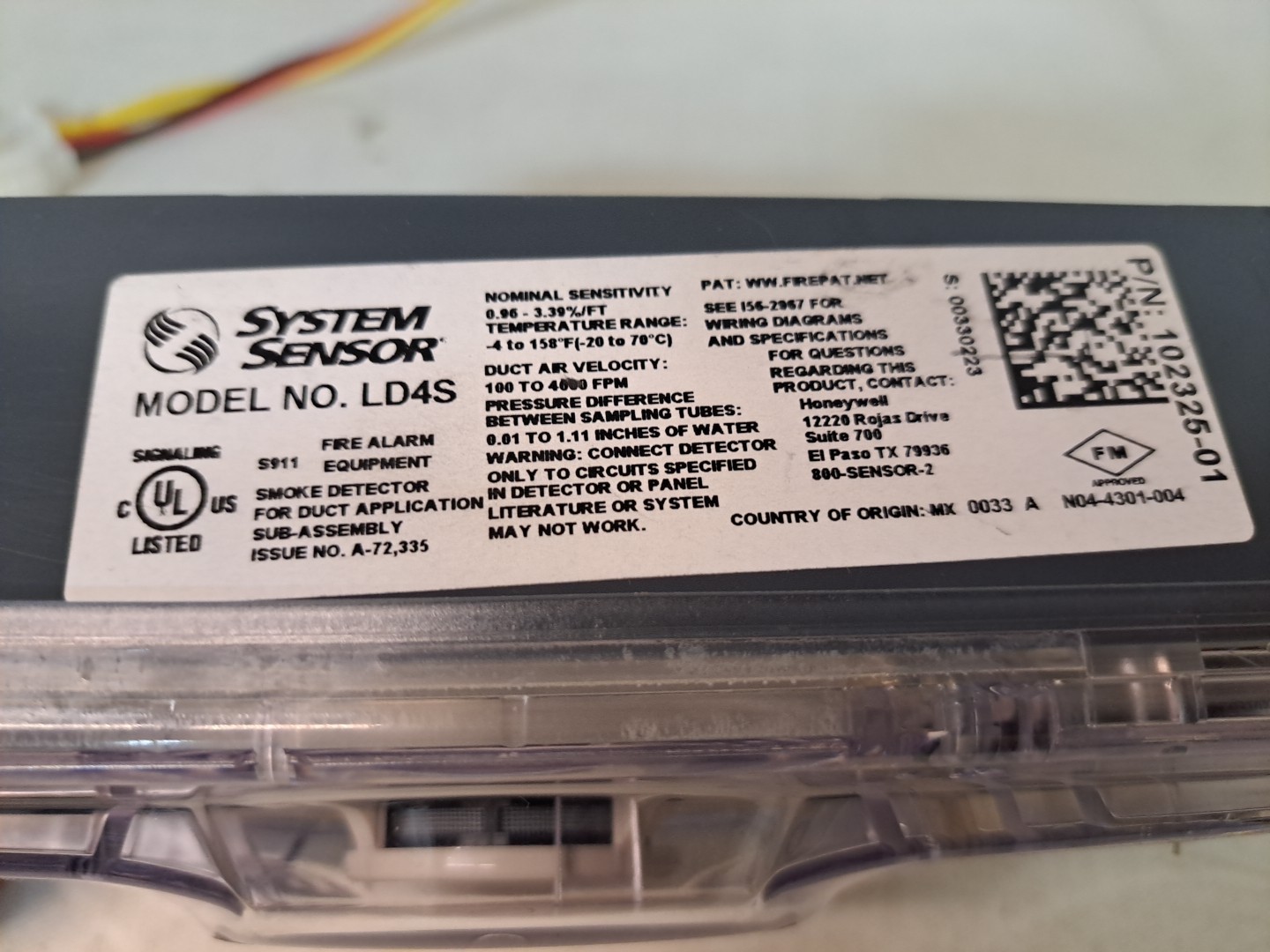 SYSTEM SENSOR Model LD4S Duct Smoke Detector NEW, no box