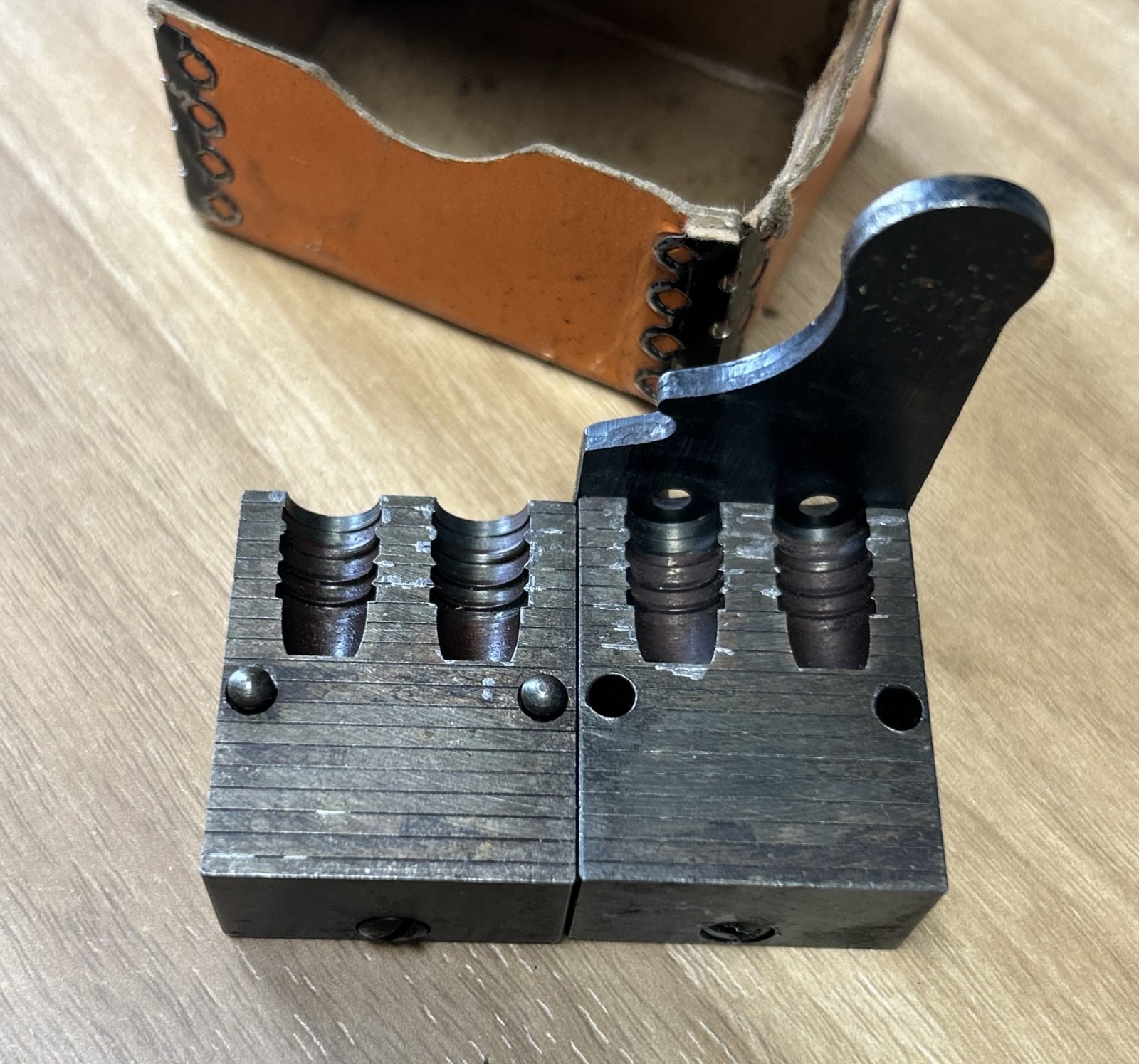 Lyman Ideal Bullet Mold/Mould, 38/357 2 Cavity, 358156, BM-28