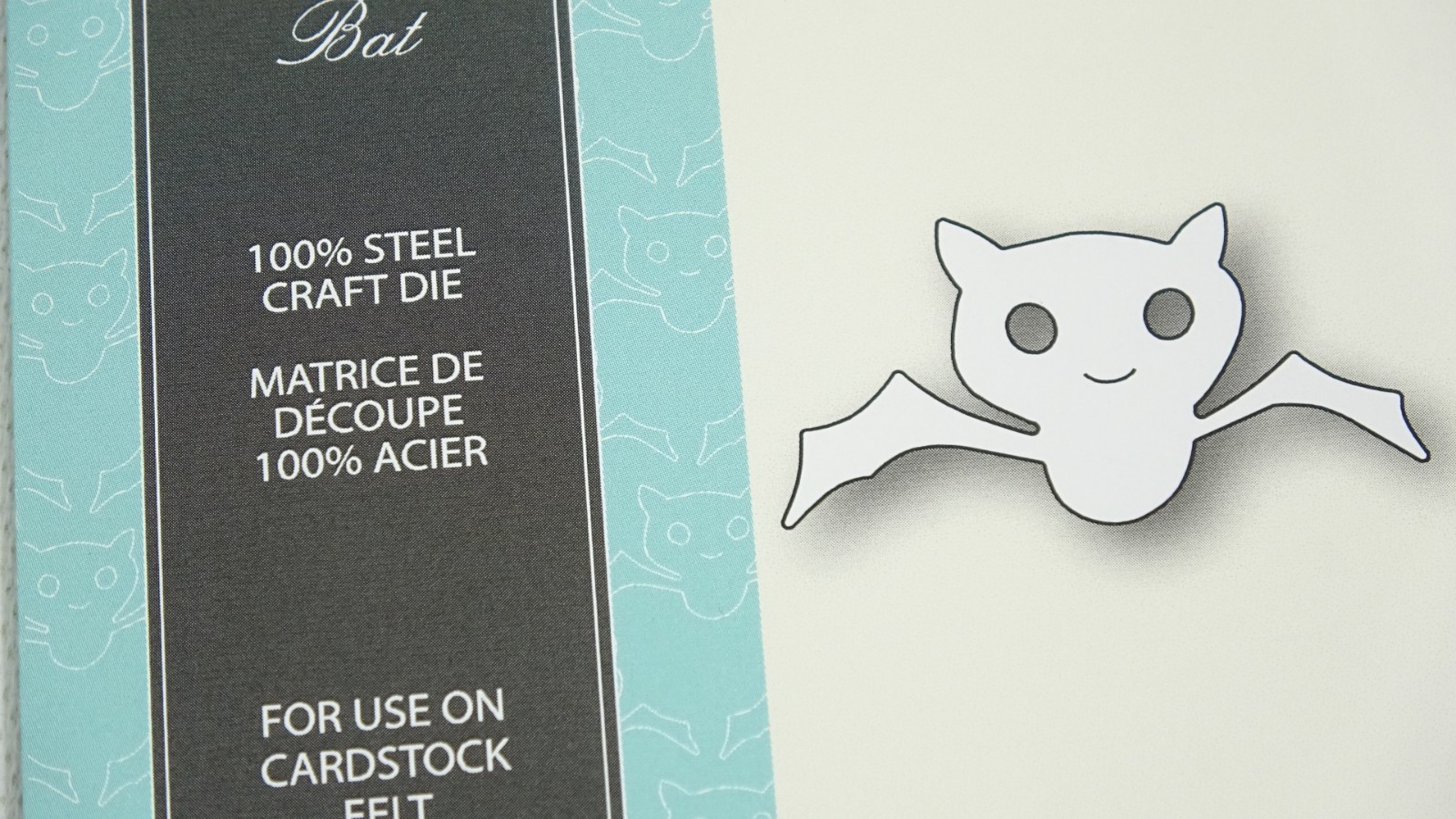 2017 Memory Box Whimsy Bat Halloween Craft Die 99876