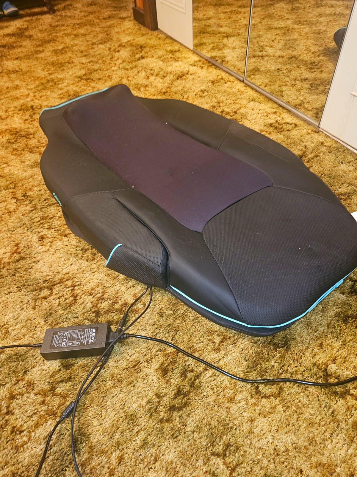 Chirp Contour Decompression and Massage Table