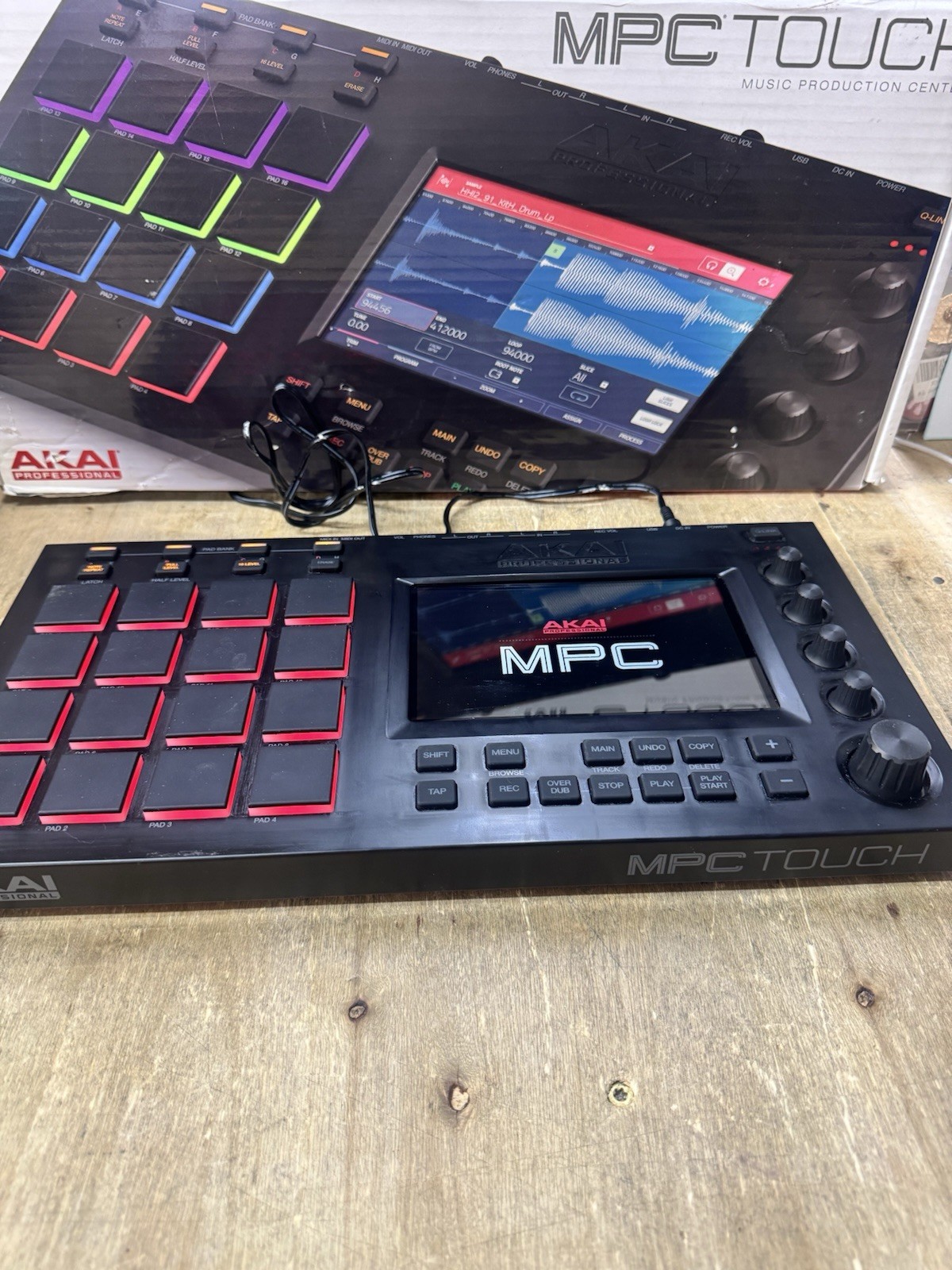 Akai Professional MPC Touch 16 Pad Touchscreen Sampler & Music Production