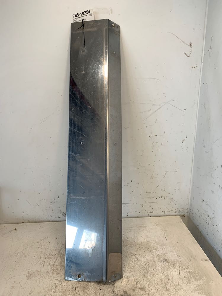 2006 Cab Exterior Trim Panel for Western Star 4900 (785-10254)