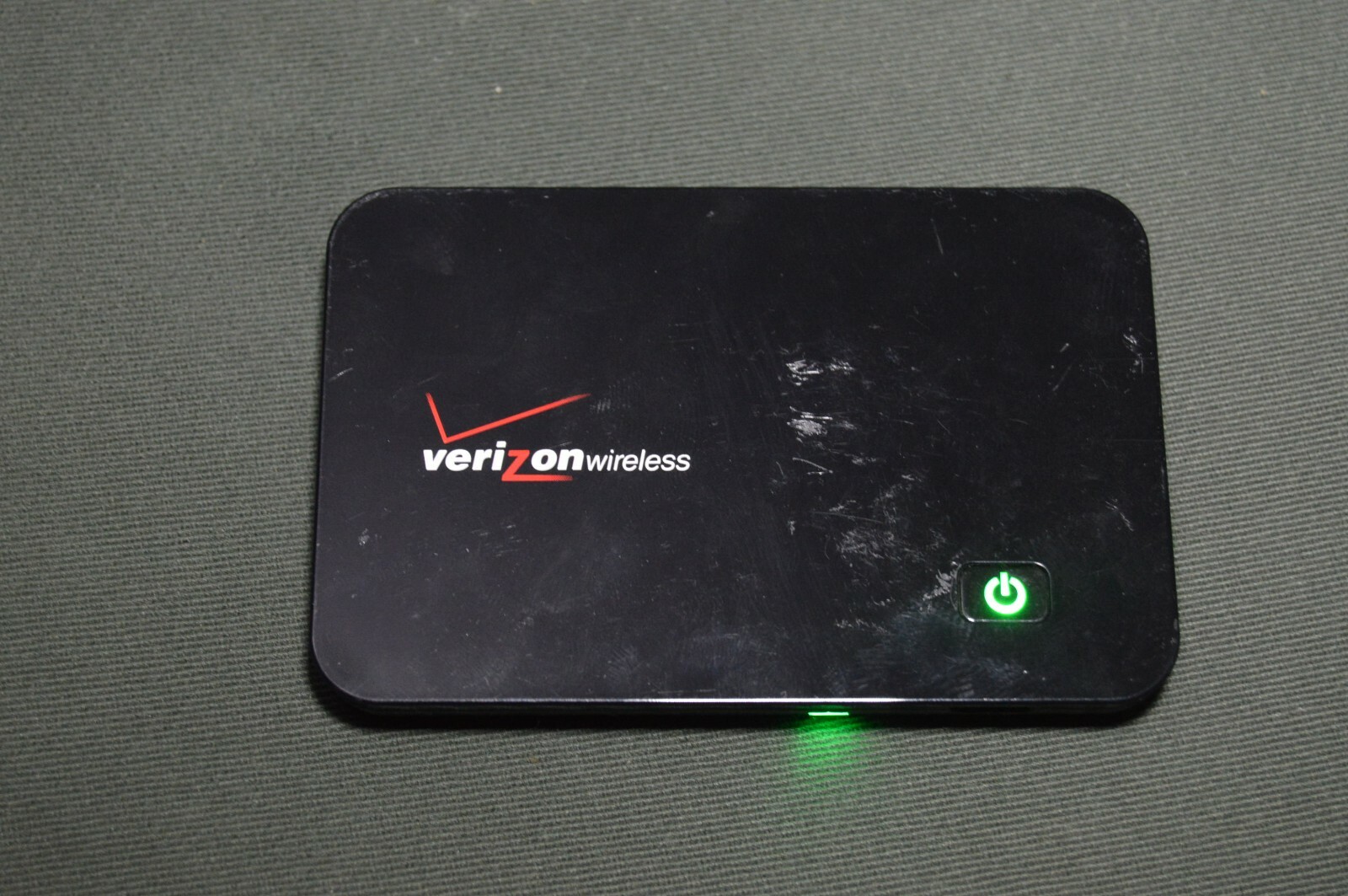 Verizon Wireless MiFi 2200 Wi-Fi Intelligent 3G Mobile Hotspot