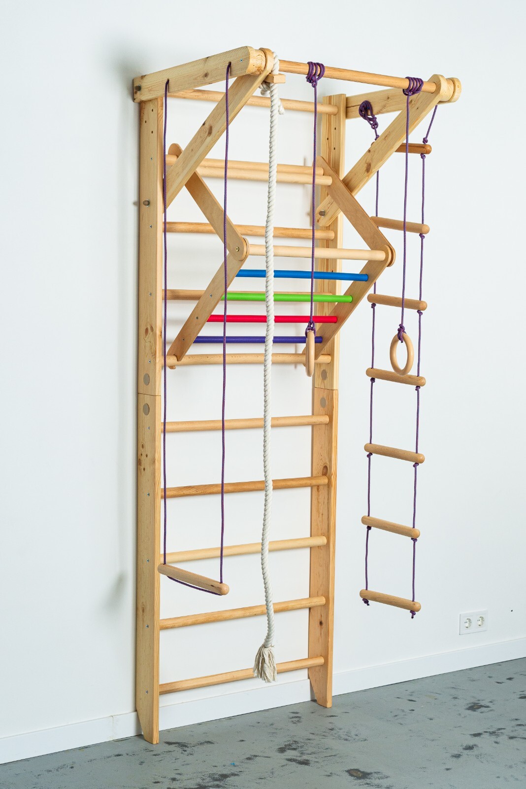 Sport Ladder For Kids and Adults - Gymnastic Swedish Ladder w/ Rope Attachments