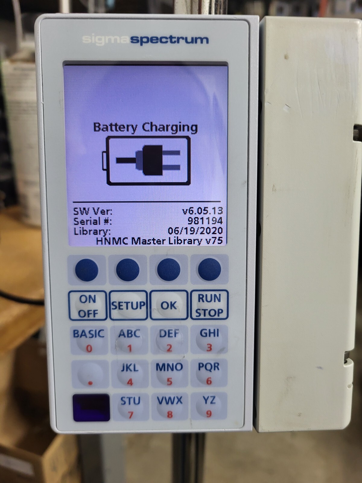 BAXTER SIGMA SPECTRUM PUMP SOFTWARE VERSION 6.05.13  w/ New BATTERY (No Antenna)