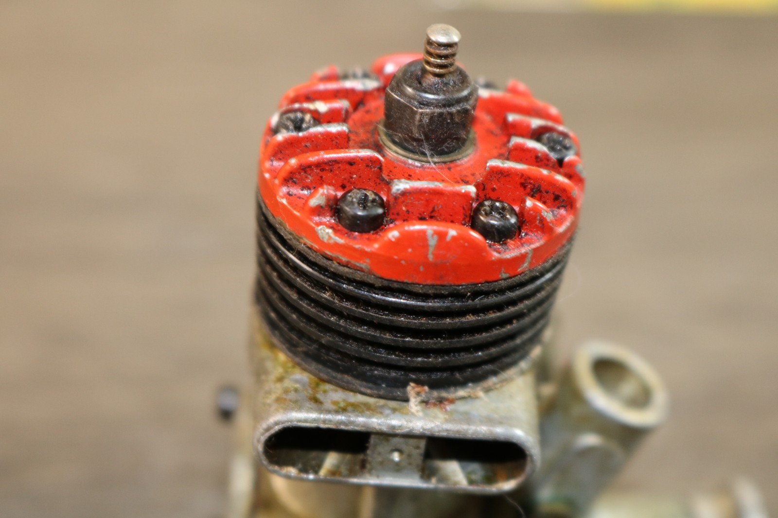 Vtg McCoy Red Head 19 RC CL Glow Plug Model Airplane Engine Good Compression!