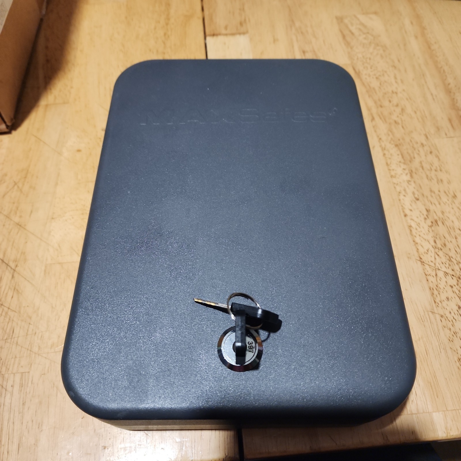 MAXSafes Extra Large 16-Gauge Steel Portable Lock Box Safe Black TSA Compliant