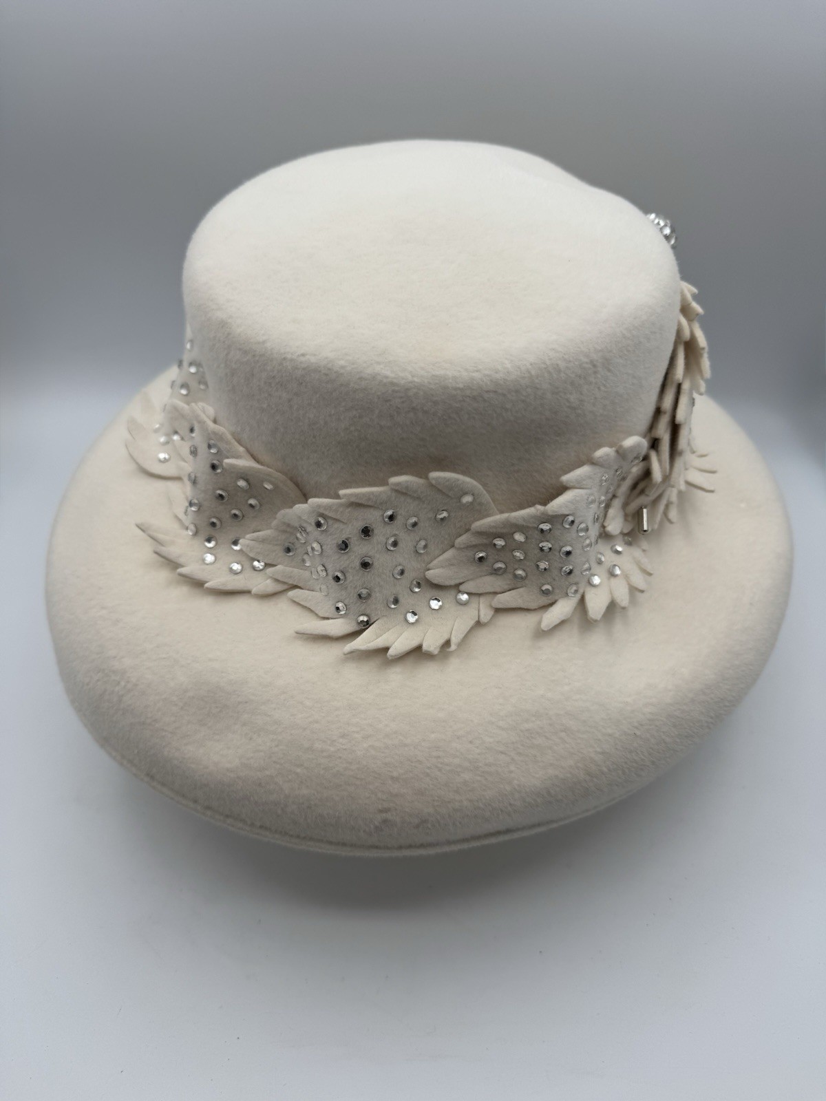 Women Meril Felt Rhinestone Hat Church Derby Wedding Leaves Hat Pin