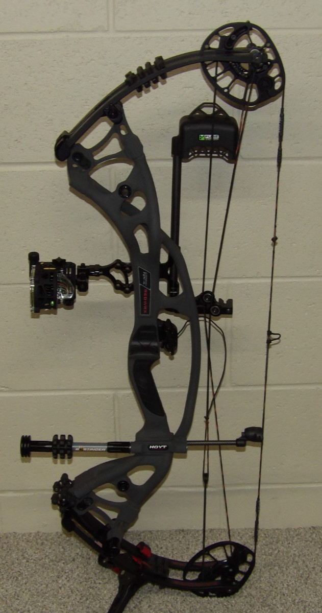 Hoyt Carbon RX-4 Ultra Bow Package- 60/70 lb- RX4- 27 to 30" DL- Storm Finish