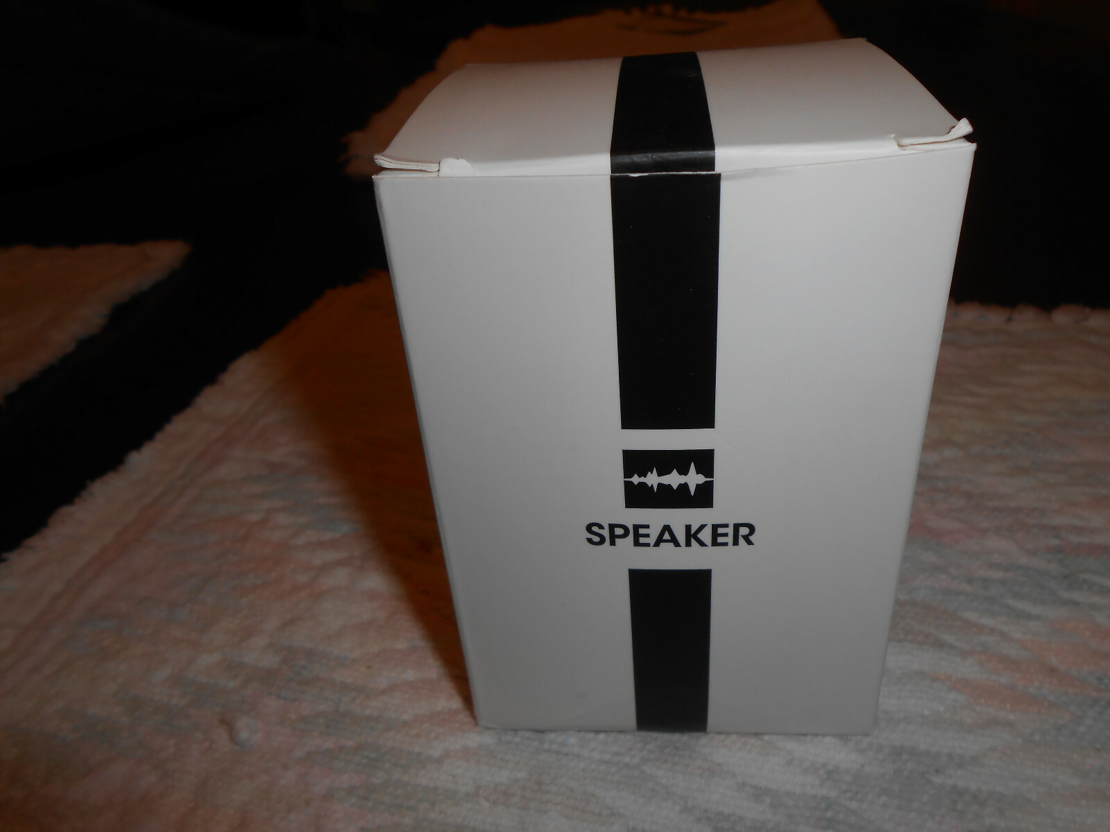 Pluto Portable Bluetooth Speaker-Red