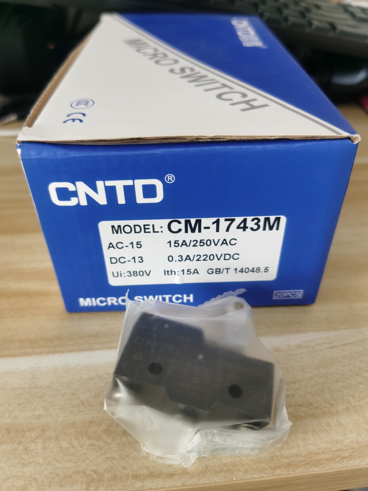 20PCS NEW CNTD CM-1743M CM1743M MICRO SWITCHES BRAND