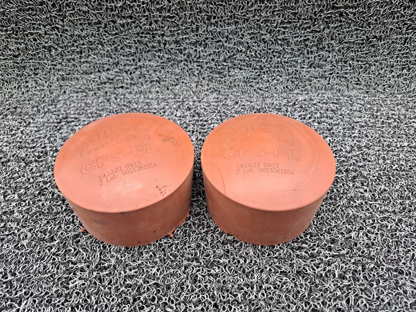 Hilti Firestop Plug CFS-PL 4" Little Scuffs Qty: 2