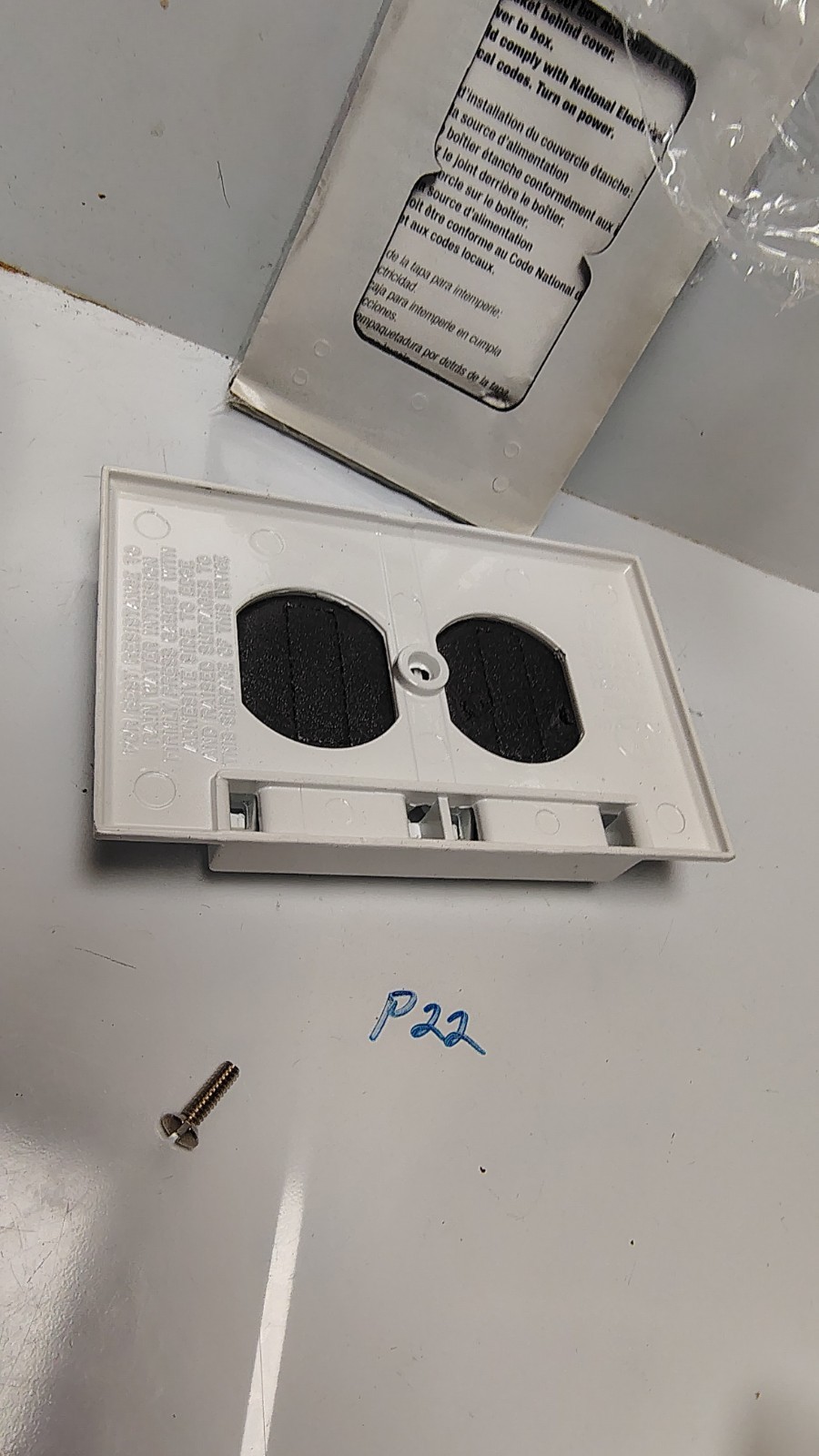 GREENFIELD CDRHWS WET LOCATION DUPLEX OUTLET COVER