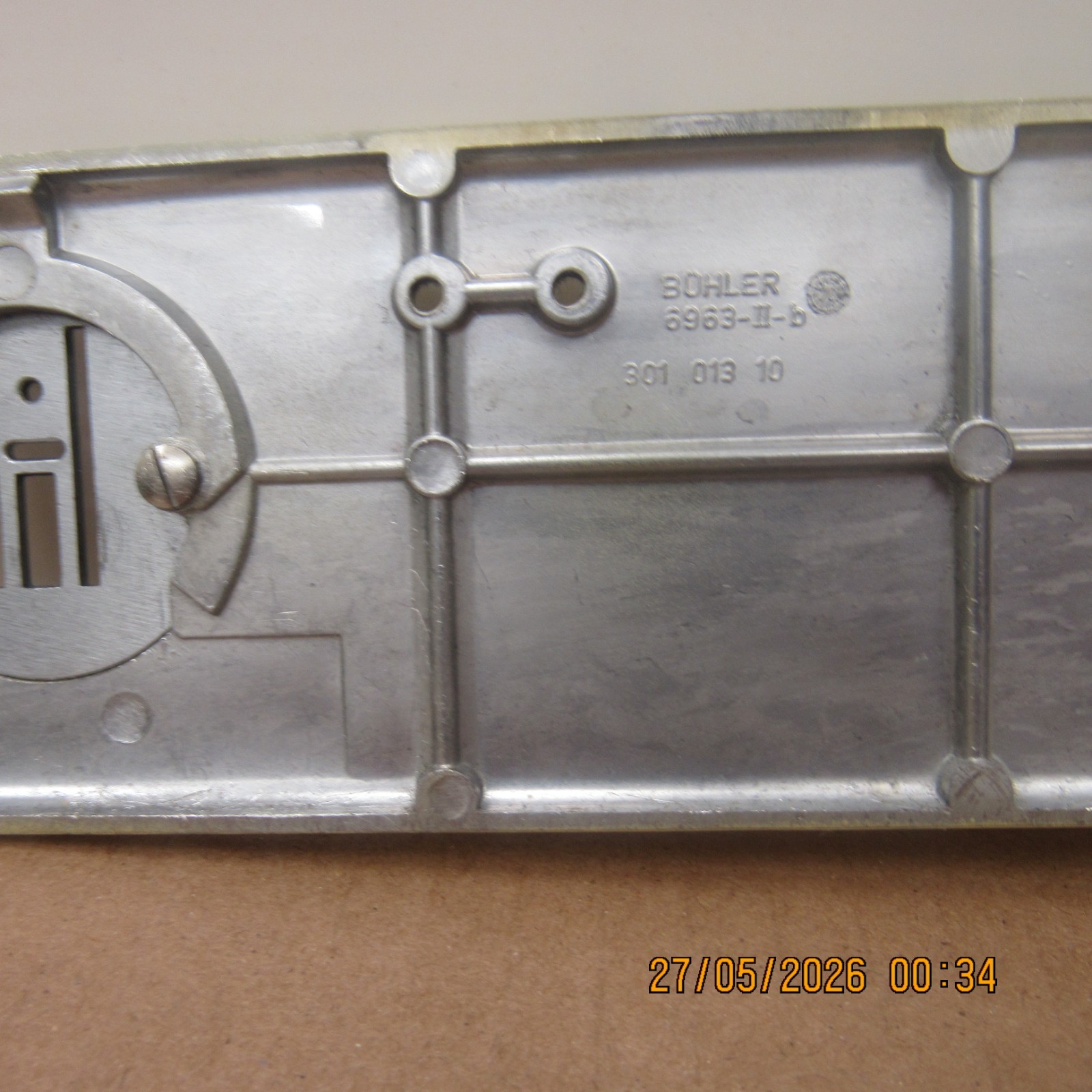Bernina Model 730 Bed Cover with Needle Plate