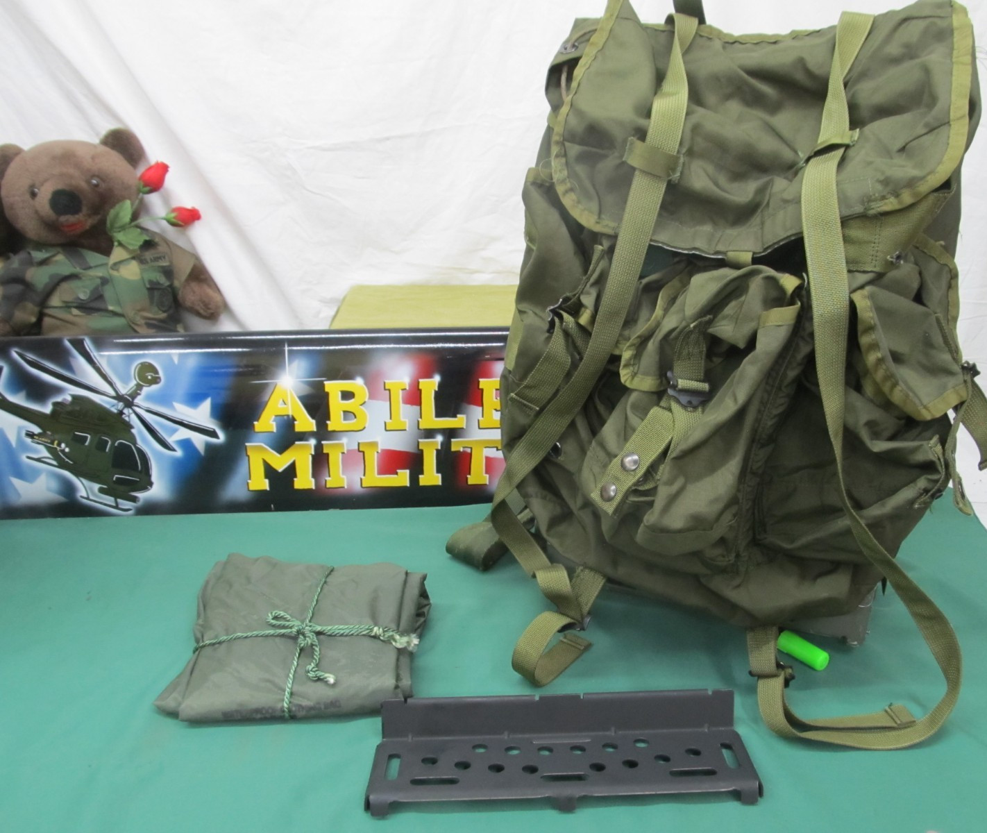 US Military Medium Alice Pack Complete W/ Frame & Straps Shelf OD Green Excellen
