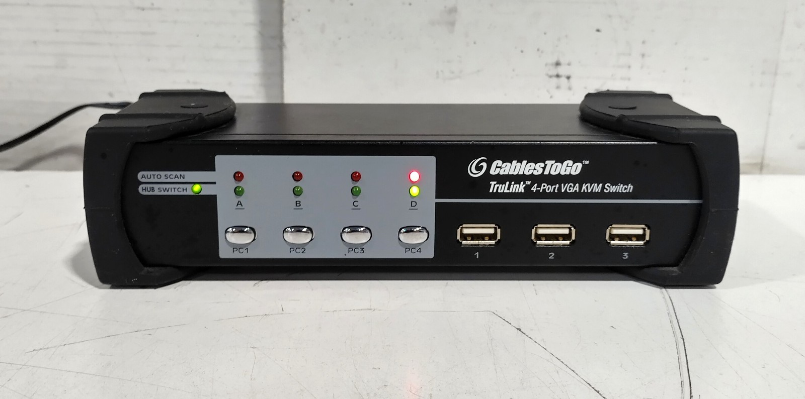 CablesToGo TruLink 35555 Four Computer Port VGA KVM PS/2 Switch System