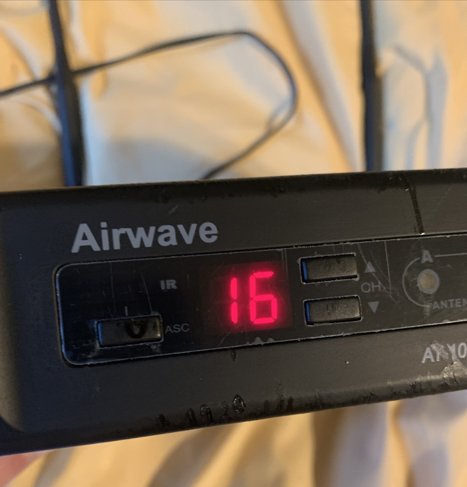 Airwave Technologies AT-1000 UHF PLL Diversity Wireless Microphone Receiver ONLY