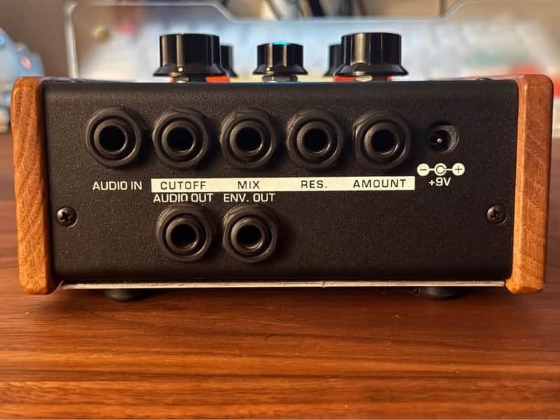 Moog Moogerfooger MF-101 Analog Lowpass Low Pass Filter Pedal